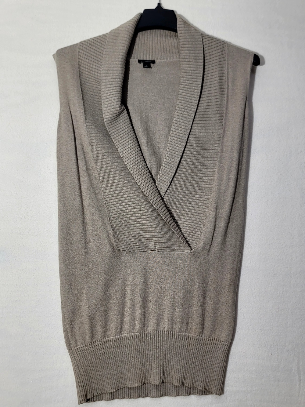 Ann Taylor Taupe Shawl Collar Sleeveless V-Neck Sweater Vest